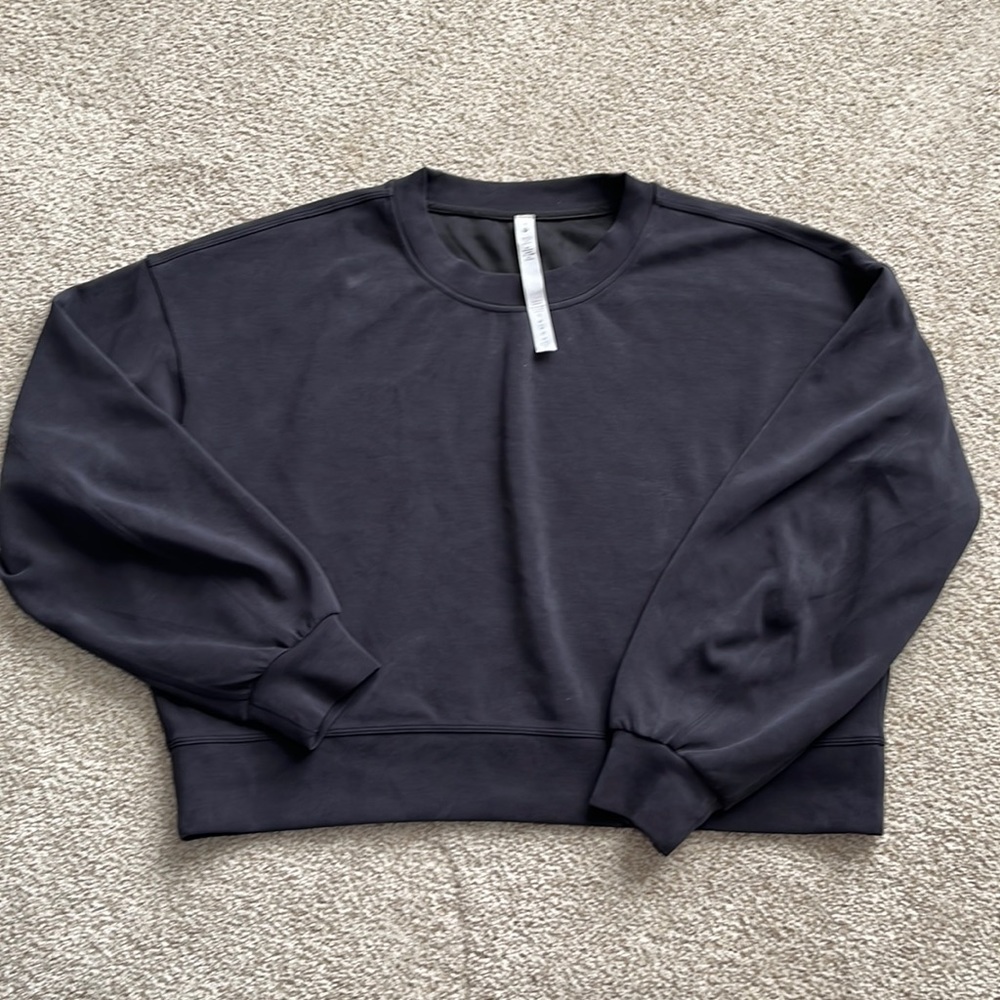 Lululemon Sweatshirt - size 10